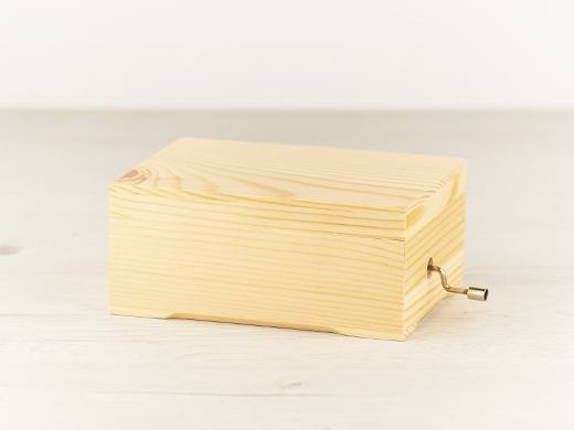 Caja musical de madera de haya